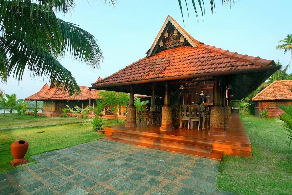 Kondai Lip Backwater Heritage Resort Kochi Extérieur photo