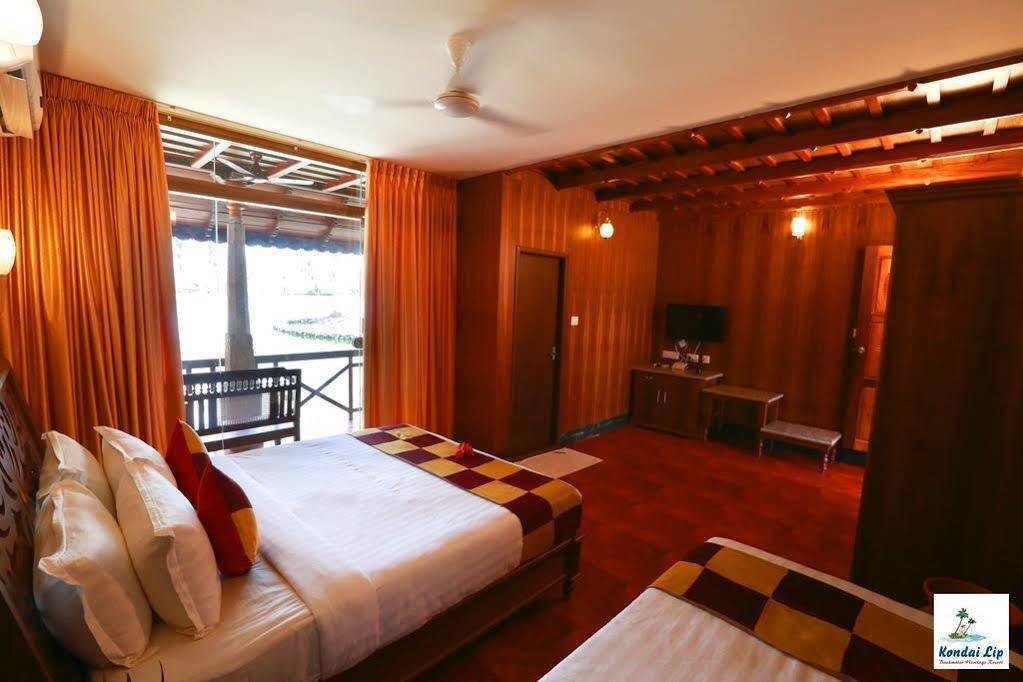 Kondai Lip Backwater Heritage Resort Kochi Extérieur photo