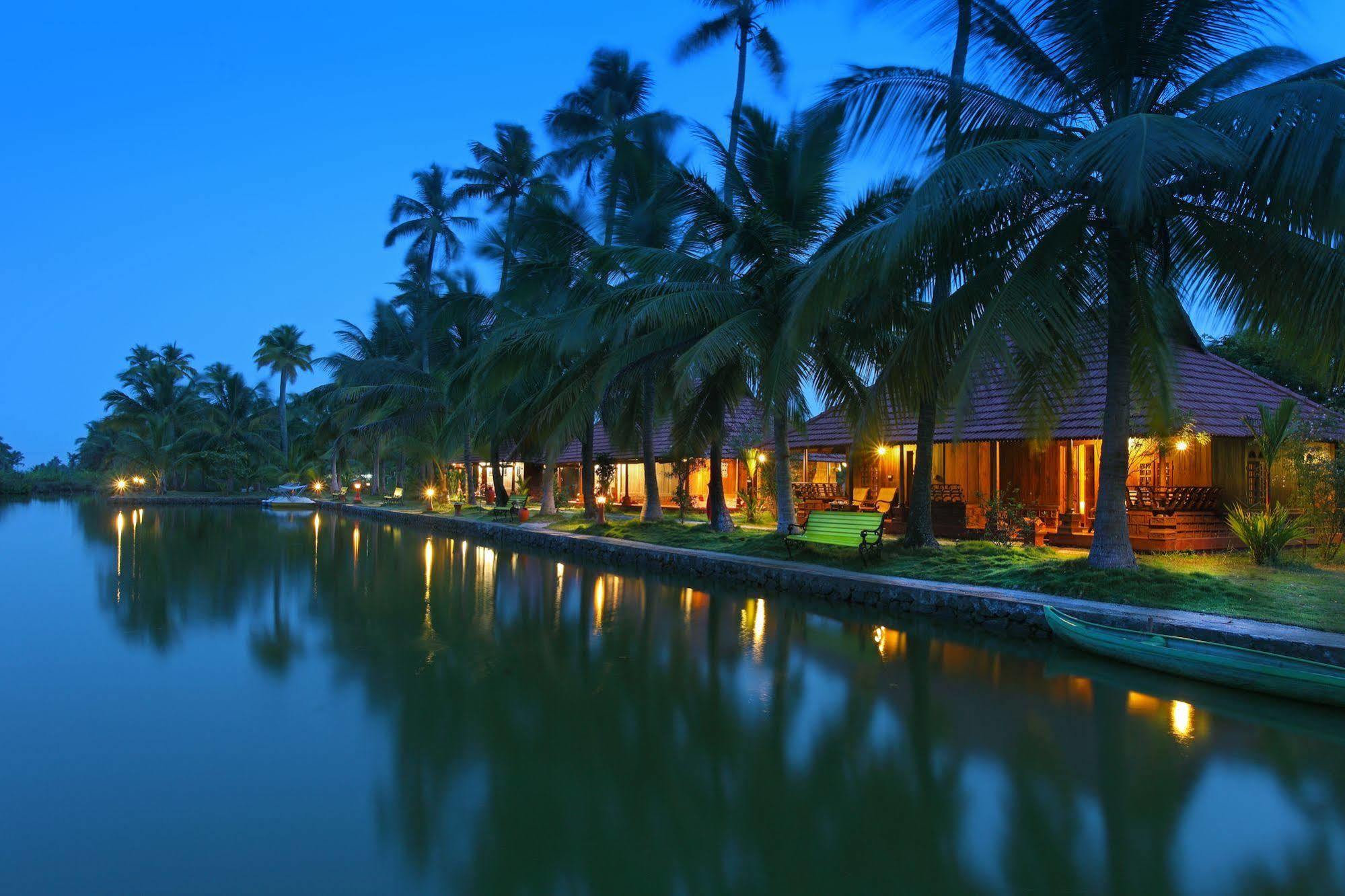 Kondai Lip Backwater Heritage Resort Kochi Extérieur photo