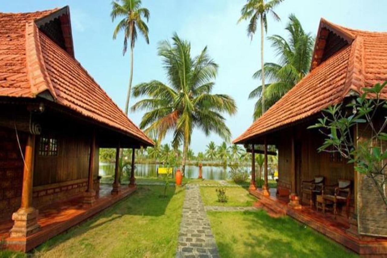 Kondai Lip Backwater Heritage Resort Kochi Extérieur photo